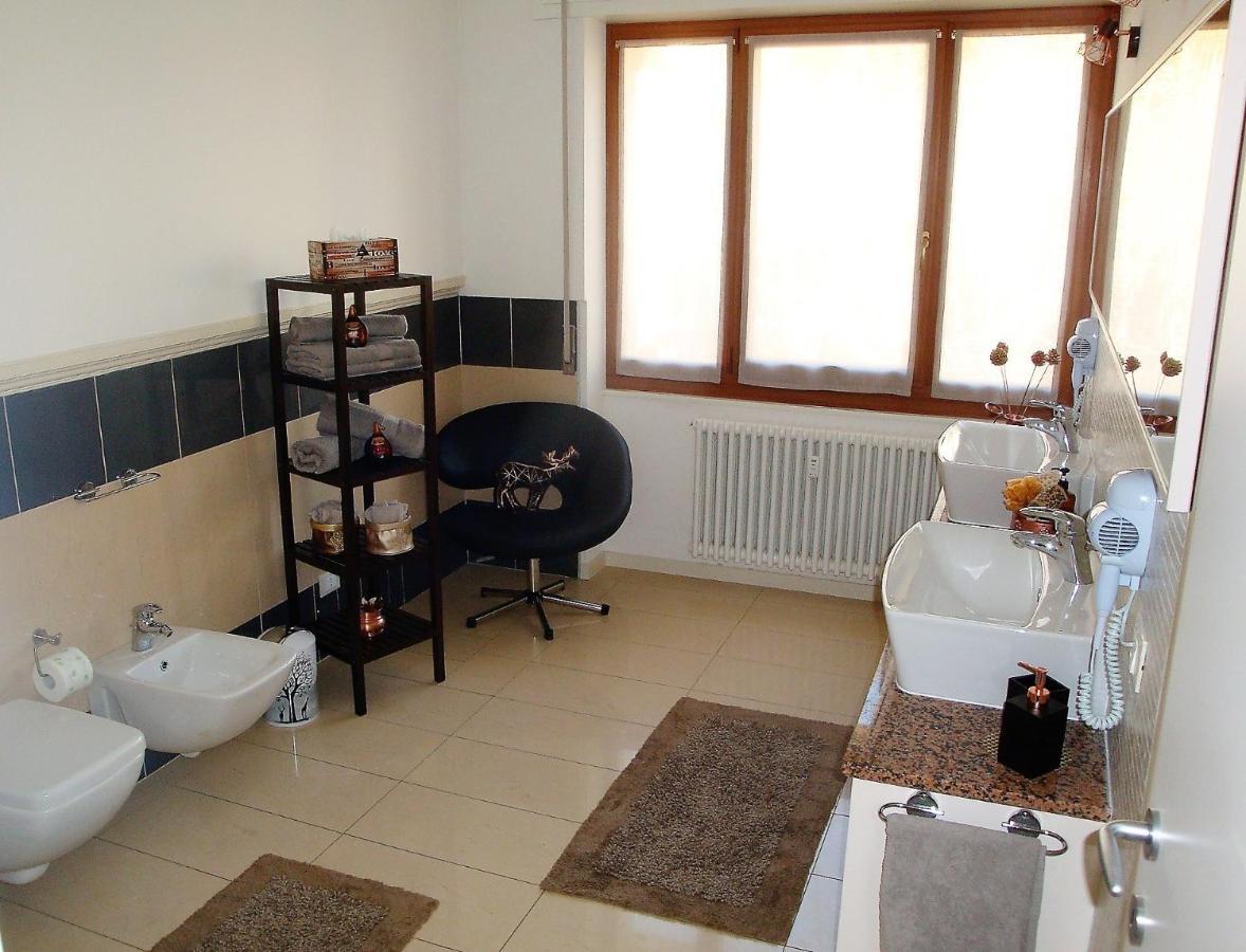 Lucini Ai Portici C Apartment Tirano Exterior foto