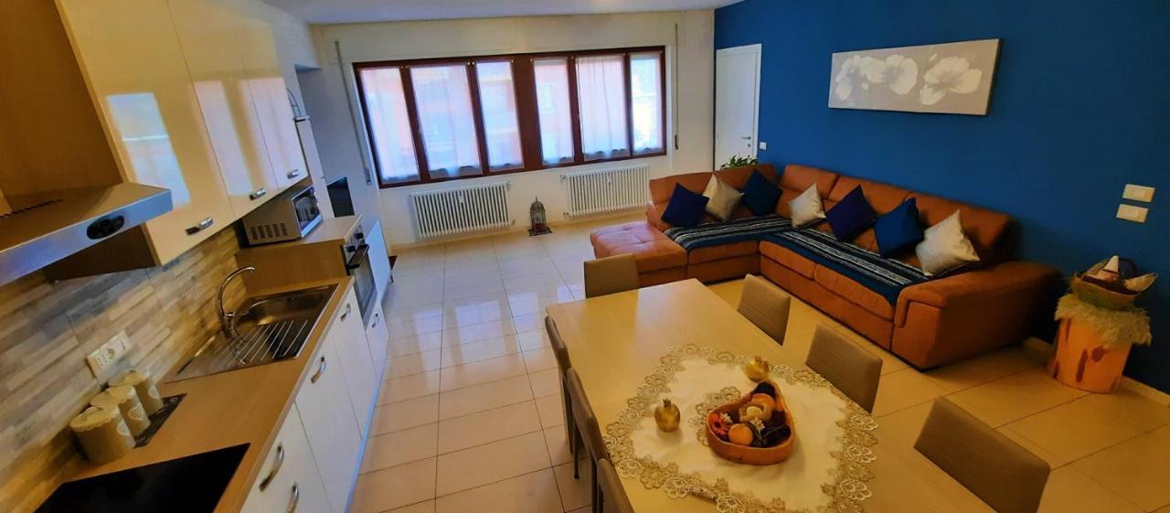 Lucini Ai Portici C Apartment Tirano Exterior foto