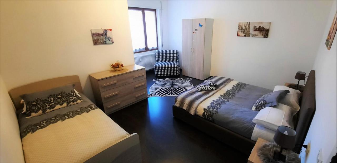 Lucini Ai Portici C Apartment Tirano Exterior foto